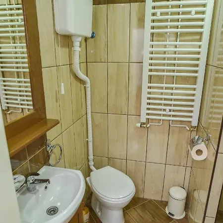 Familija 77 Apartament