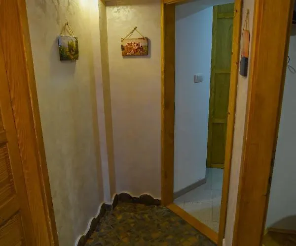 Appartement Familija 77