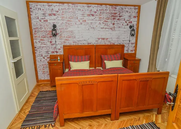 Appartement Familija 77